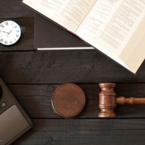 ELHR – EMPLOYMENT LAWYERS & HR CONSULTANTS Improving your chances of winning by far by tipping the scales of justice for you!